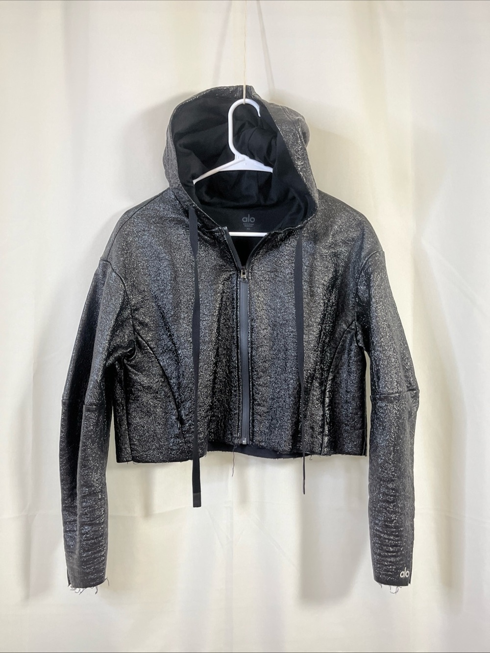 ALO Yoga glaze Womens cropped fit jacket Metalic black XSmall